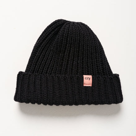 Czy Merino Wool Beanie in Black
