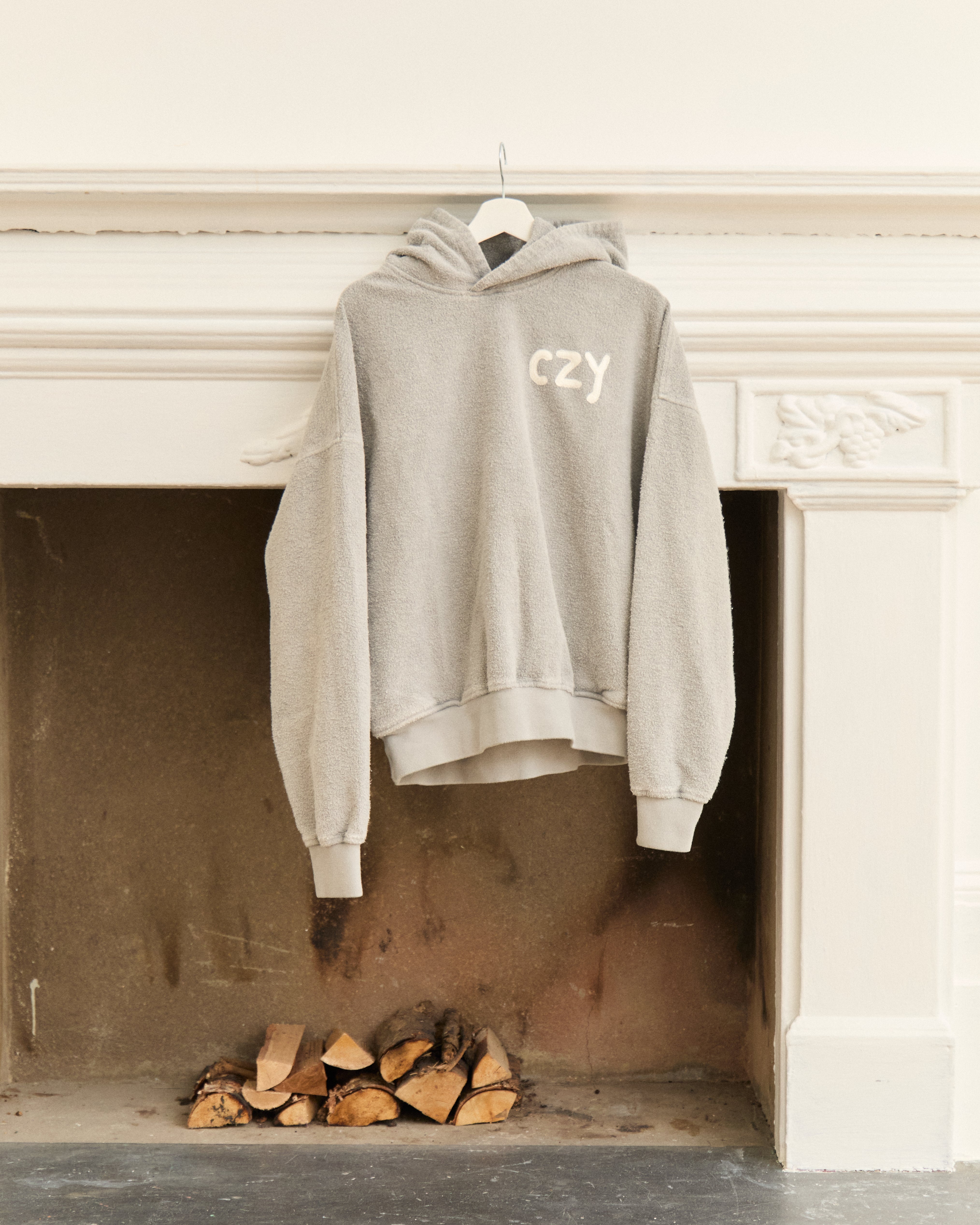 Czy Reversed Crochet Hoodie